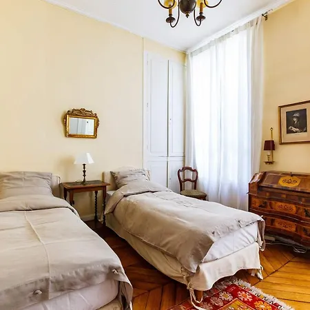 Two Bedroom St. Honore