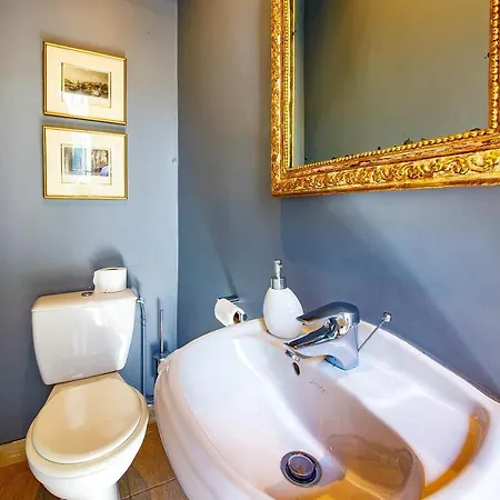 Two Bedroom St. Honore